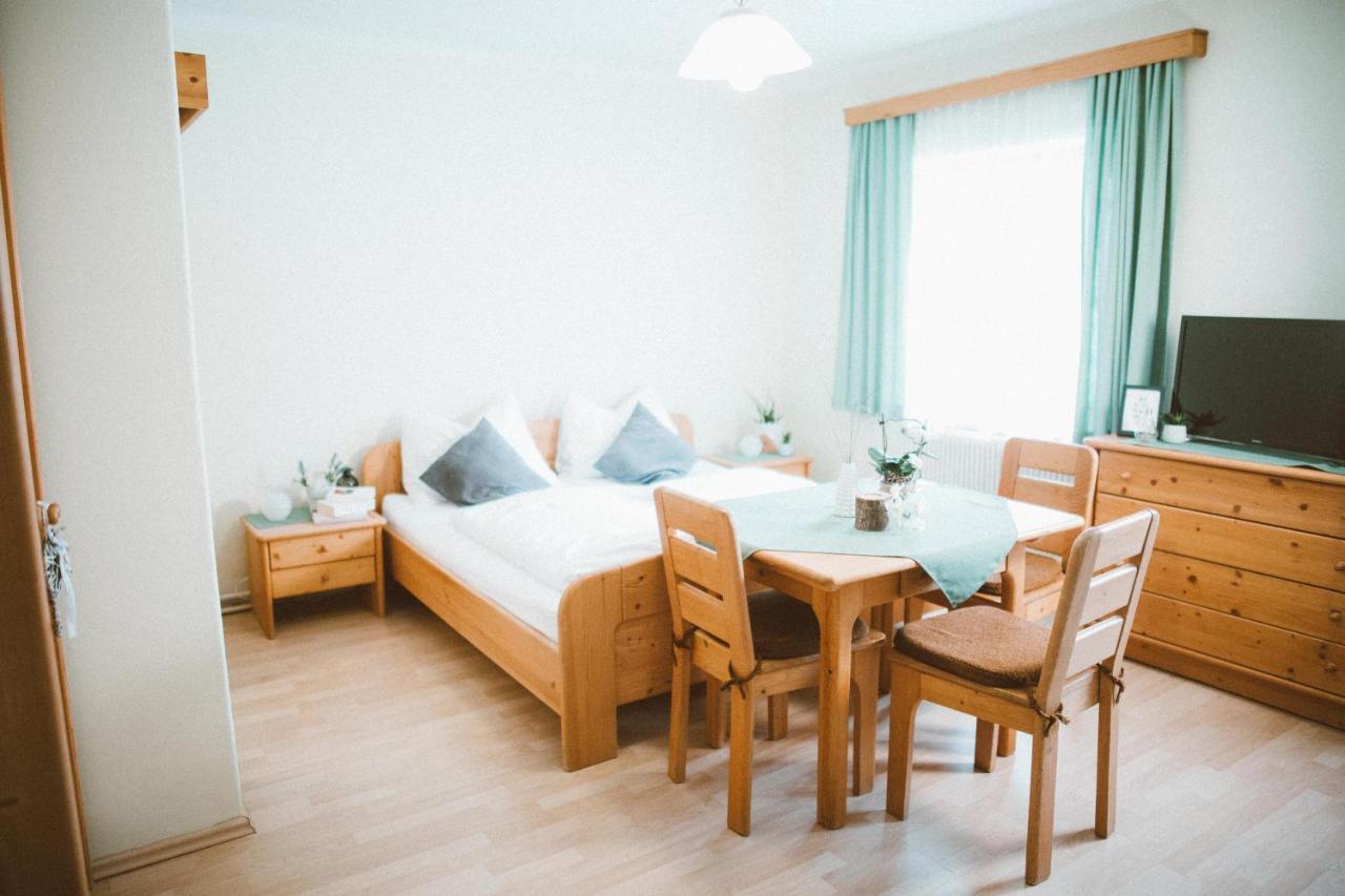 Gasthof Zum Gruenen Specht Oberzeiring エクステリア 写真