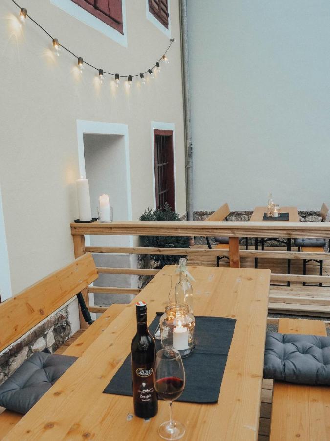 Gasthof Zum Gruenen Specht Oberzeiring エクステリア 写真